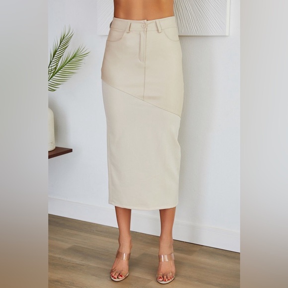 (86569/66112) 2-BUTTON PU BLAZER & DUAL FABRIC/PU MAXI SKIRT WITH POCKETS SET - Picture 2 of 7